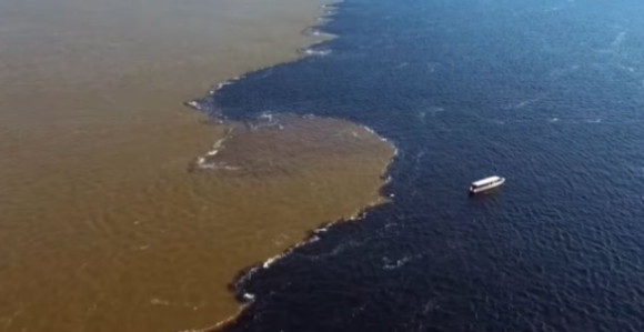 Ovo su dvije rijeke koje se susreću, ali se ne miješaju