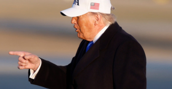 Доналд Трамп: САД потпуно поразиле и десетковале Иран