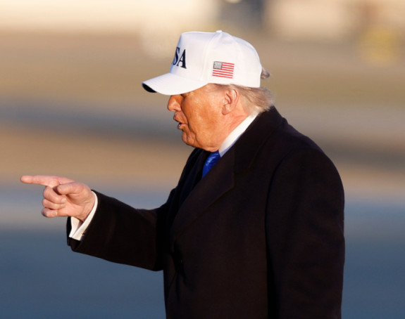 Tramp najavio otvaranje Ormuskog moreuza