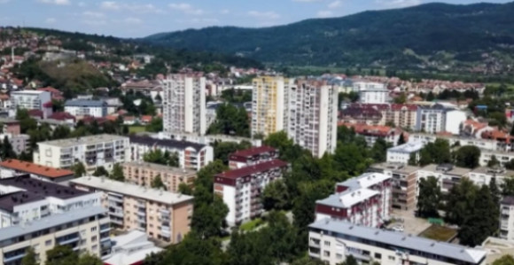 Центар упозорава владу: Власт у Добоју преварантска