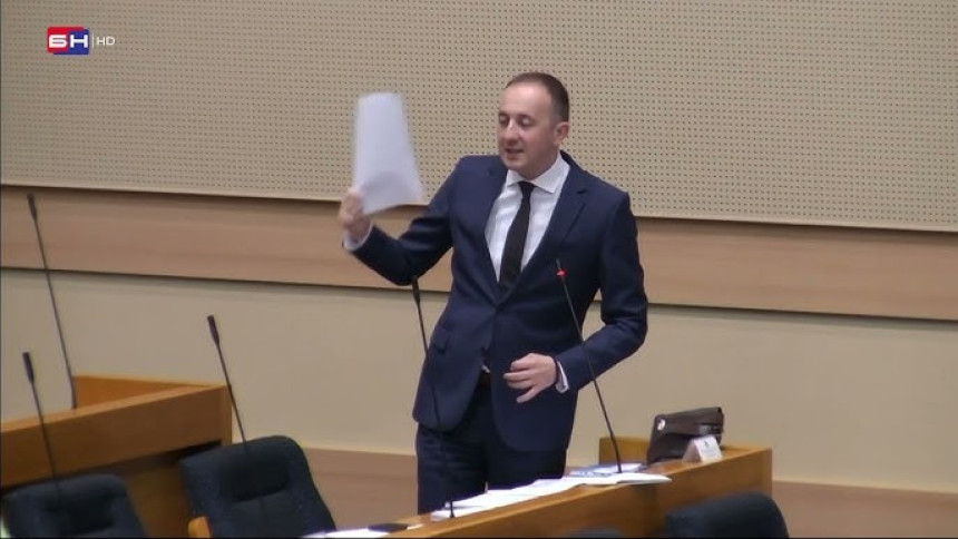 Bodiroga: Veličanje ustaštva na javnom mjestu treba da bude kažnjeno zatvorom do 5 godina (VIDEO)