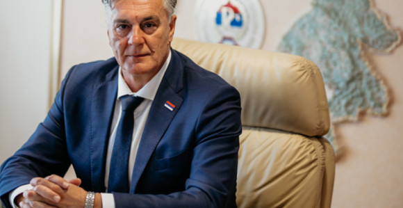 Каран позива на српско јединство, али под командом СНСД-а