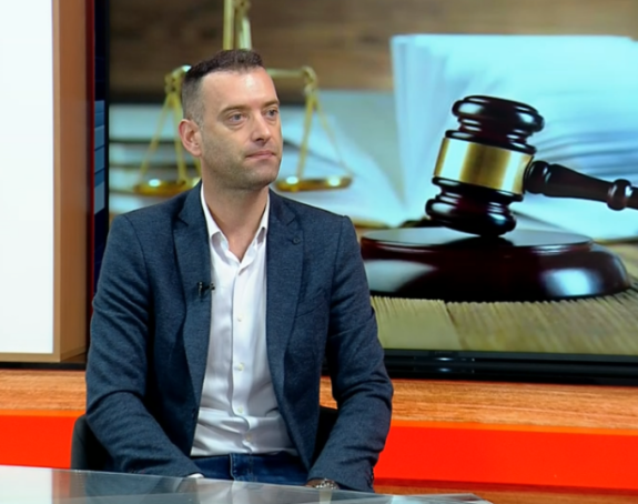 Pad druge Minićeve vlade je pod diktatom stranaca