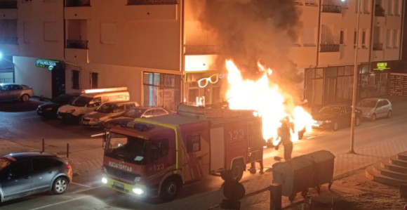 Oglasilo se tužilaštvo: Mercedes je namjerno zapaljen