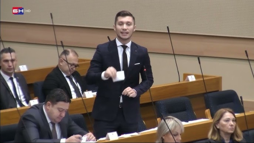 Кресојевић: У лажи су кратке ноге, Минићу, одржи ријеч и иди!