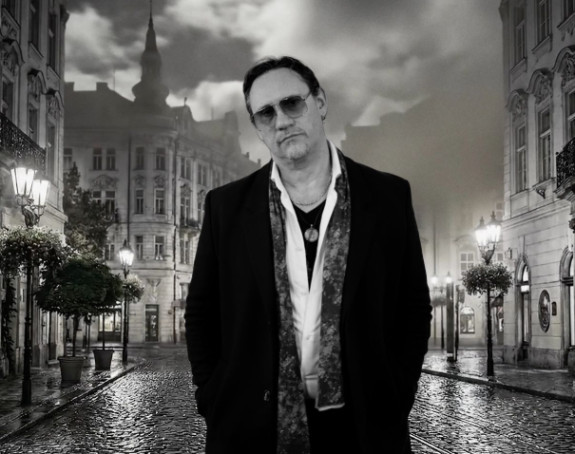 Geronimo i "Crvena jabuka" donose pjesmu "Zoro Bijela"