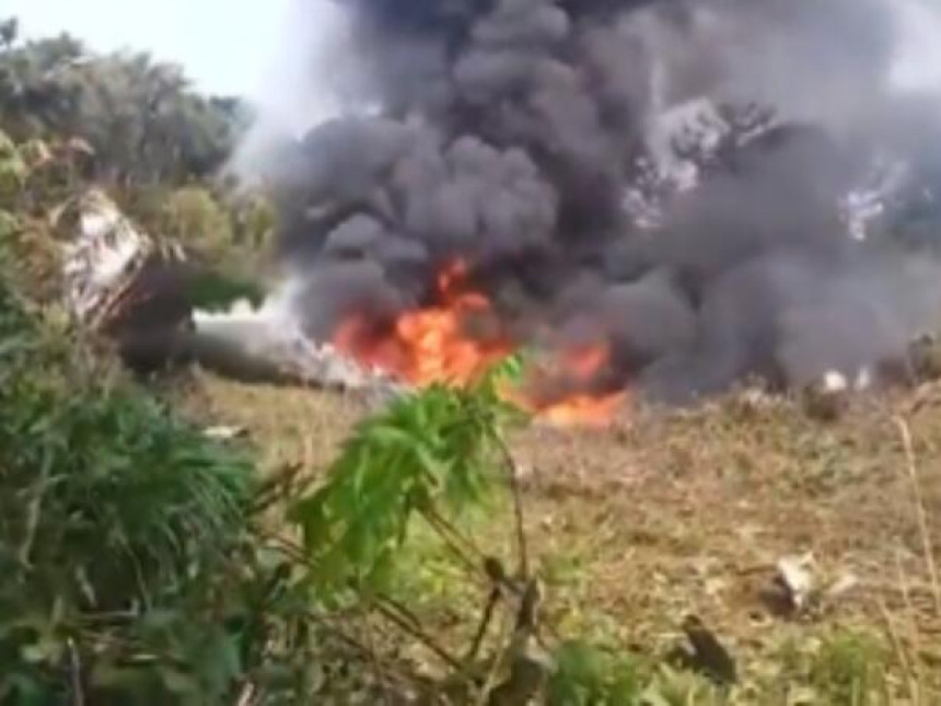 Pad vojnog aviona u Kolumbiji, nepoznat broj žrtava (VIDEO)