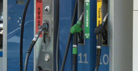 Zašto građani Srpske toče najskuplje gorivo u regionu?