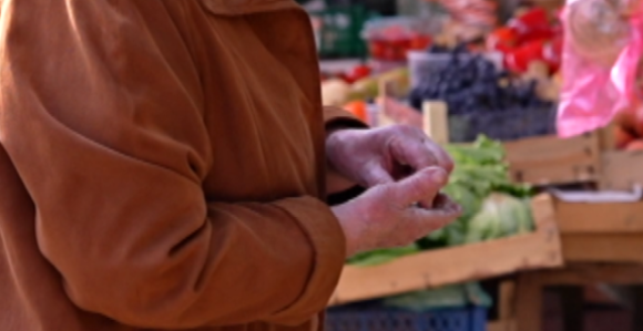 Ušteda marku: Kako Vlada Srpske maže oči narodu?