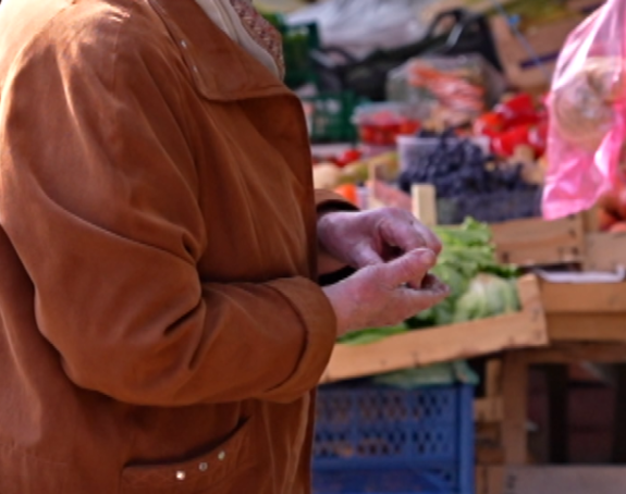 Ušteda marku: Kako Vlada Srpske maže oči narodu?