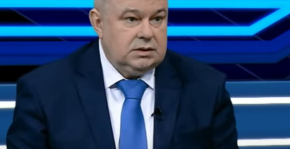 Час из уставног права за Џевада Махмутовића 