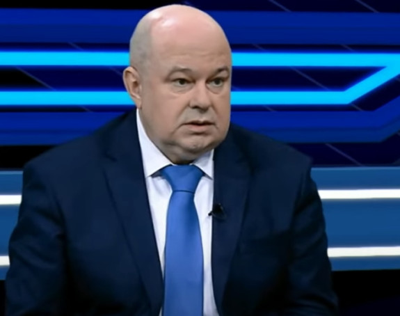 Čas iz ustavnog prava za Dževada Mahmutovića 