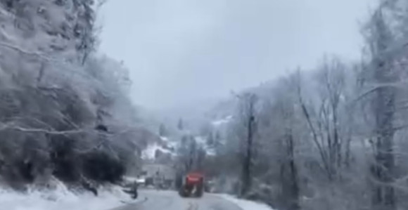 Snijeg na Romaniji: Bez struje u Foči, Čajniču, Kalinoviku