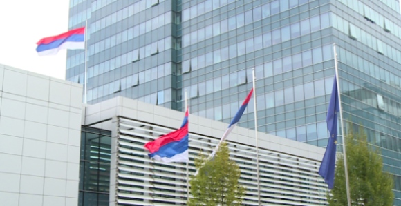 Božović: Pogubno zaduženje od 500 miliona evra po zelenaškim kamatama