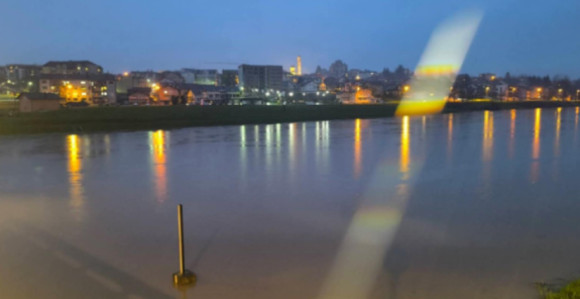 У Дервенти проглашене редовне мјере одбране од поплава