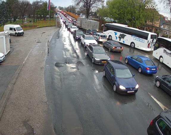 Velika gužva: Gradiška, Donja Gradina, Orašje i Brod