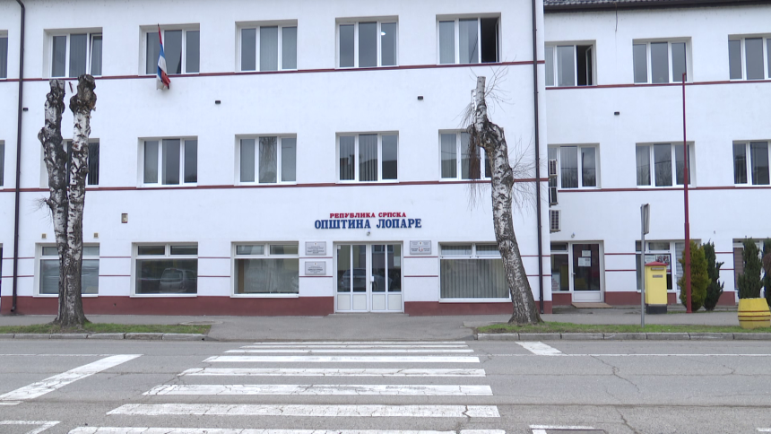 Поразно: Више од 50% општина у Српској живи од милостиње