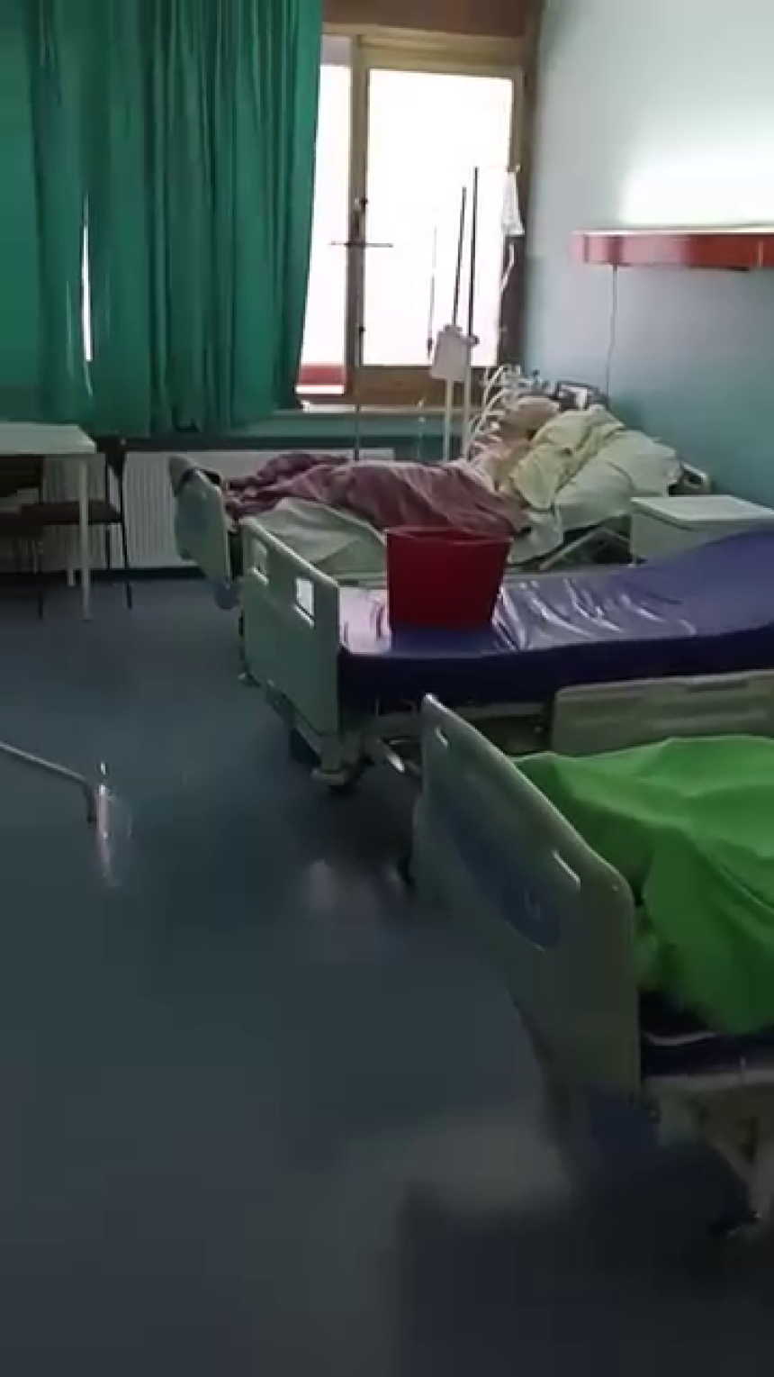 UKC RS prokišnjava, pacijenti prebačeni u suve prostorije (VIDEO)