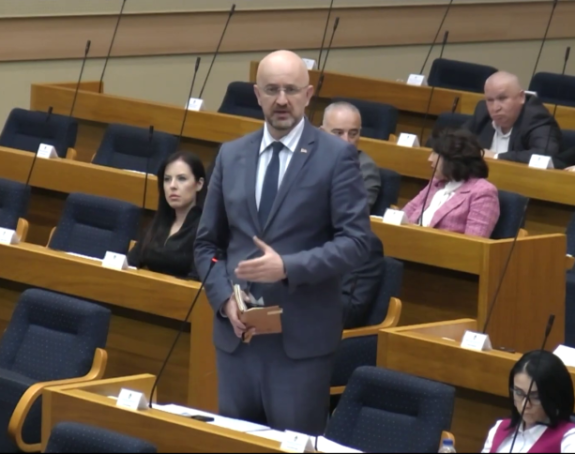 Mazalica dijeli narod s lijeve i desne obale Drine! (VIDEO)