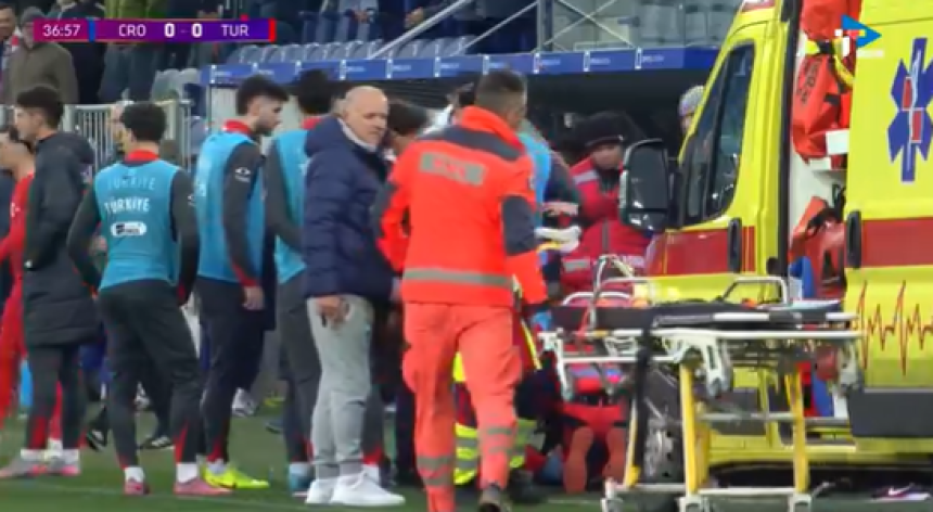 Drama na meču Hrvatske: Srušio se selektor (VIDEO)