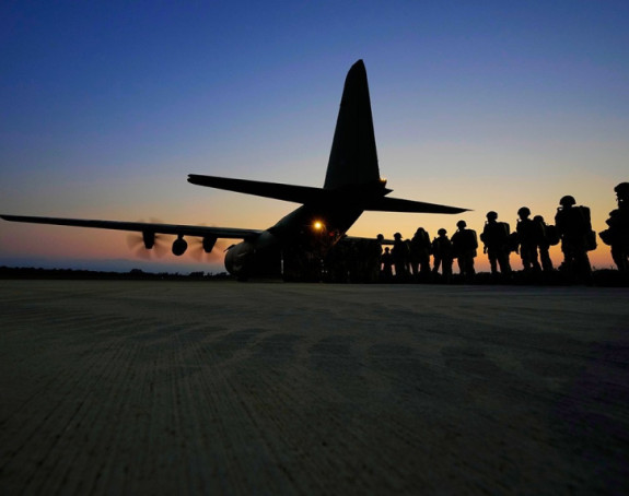 Hiljade američkih padobranaca stiže na Bliski istok