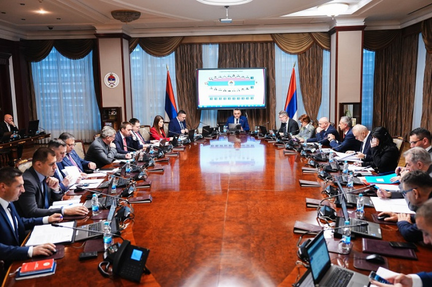 Koliko zarađuju funkcioneri Republike Srpske?