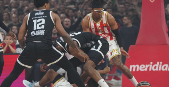 Partizan drugi put u sezoni pobijedio Zvezdu u Evroligi