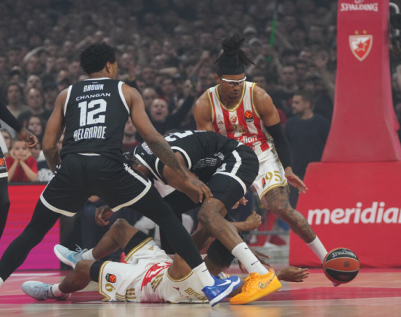 Partizan drugi put u sezoni pobijedio Zvezdu u Evroligi