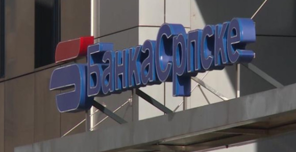 БЛ: Контроверзни бизнисмен преварио пропалу банку