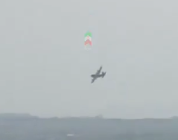 Američki avion oboren iznad Irana, traga se za pilotima