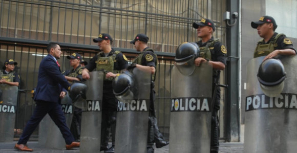 Peru: Srušio se zid stadiona na navijače, ima poginulih (VIDEO)