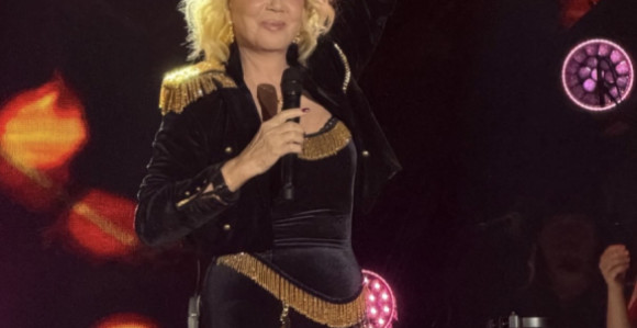 Lepa Brena održala koncert za pamćenje u Tuzli