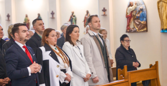 Градоначелник на ускршњој миси: Суживот нема алтернативу