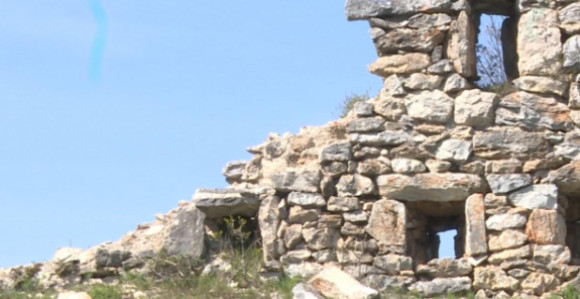 Turistički adut Zvornika propada, tvrđava se urušava