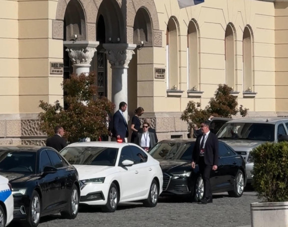 Додиков син био домаћин Трамповом сину, ко плаћа цех?!