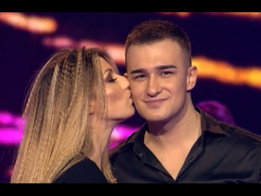 Pjevač poslije 10 godina progovorio o Radi Manojlović