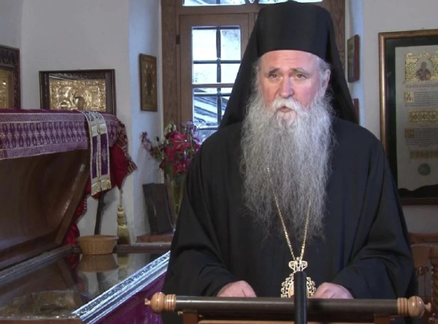 Mitropolit Joanikije: Svjetlost Vaskrsenja nas vječno grije