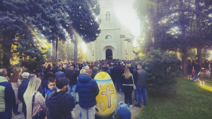 Širom Republike Srpske služene Vaskršnje liturgije