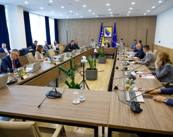 Evropski put na čekanju, Konaković optužuje SNSD