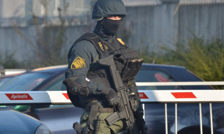 У акцији "Пирамида" пронађена дрога, 19 ухапшених