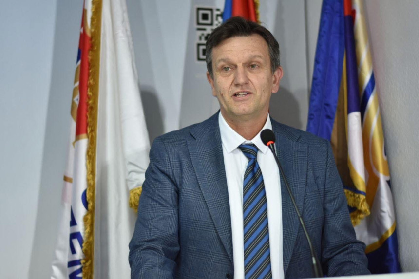 Umjesto 14, vrate 4 KM i tvrde da su pomogli! To nije pomoć, to je ponižavanje!