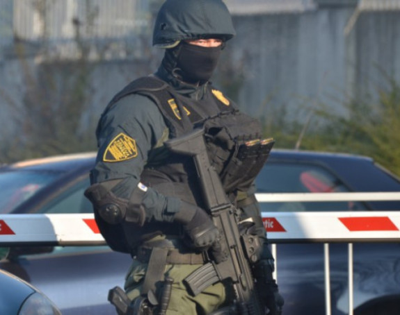 U akciji "Piramida" pronađena droga, 19 uhapšenih