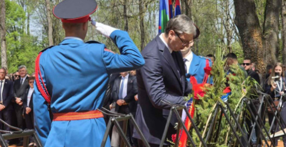 Ukazivanje na stradanja Srba tumači se kao okretanje prošlosti