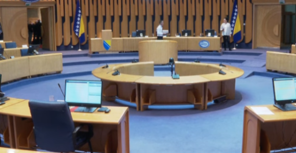 SNSD i HDZ ponovo srušili kvorum, akcize na gorivo ostaju