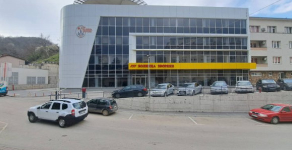 Četiri godine čekaju bolnicu koja je koštala 28 miliona KM