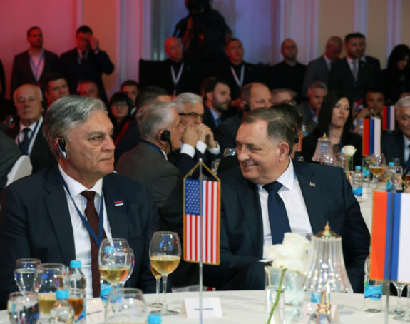 Amerikanizacija SNSD-a: Vraćanje Dodika na "fabrička podešavanja"