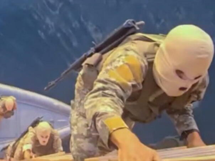 Иран заплијенио два брода у Ормушком мореузу (ВИДЕО)