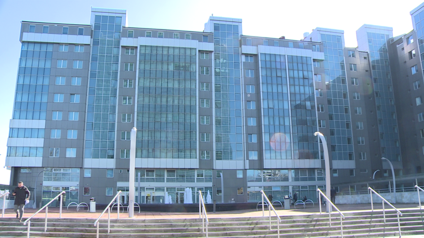 Како је Министарство трговине и туризма дијелило грантове?