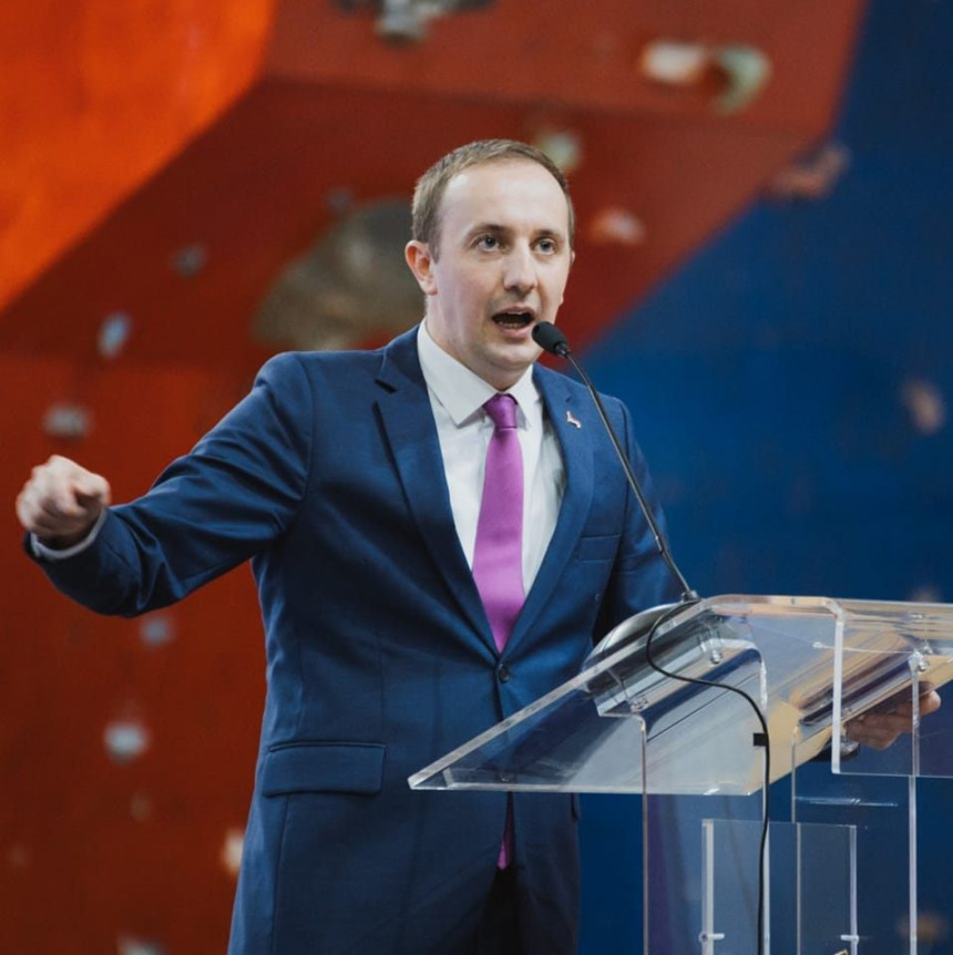 Obećali: Zaposliće 500 djece poginulih boraca! Slagali su.