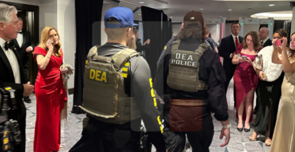 Мушкарац који је пуцао имао више комада оружја